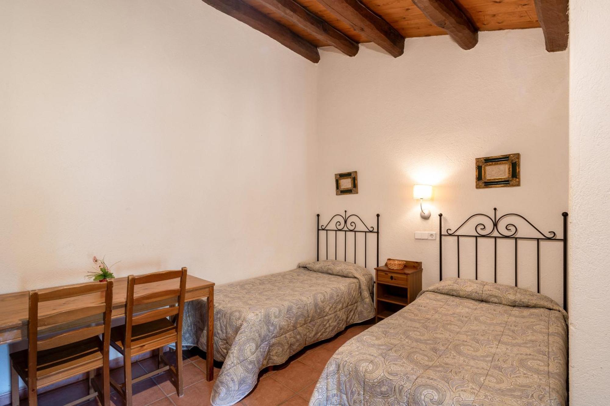 Hostal Cal Contra Gélida Exterior foto